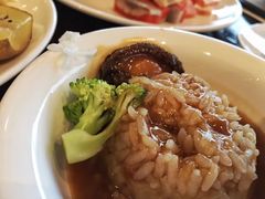 -荣誉国际酒店-云顶旋转餐厅