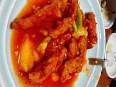 菠萝咕咾肉-吕氏疙瘩汤·新鲁菜(济南万象城店)