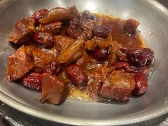 滋补大枣驴肉锅-唐山宴百姓府邸院落中餐