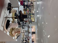 -文艺复兴百货(米兰大教堂广场店)