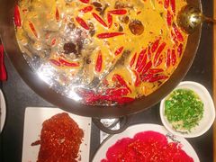 -纸盐河码头火锅(十八梯店)