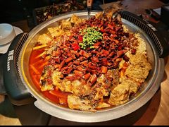 -刘姐啤酒鱼民族演艺餐厅(西街总店)