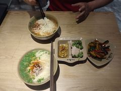 -亮亮拉面(师范路店)