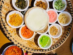 -包整·丝娃娃(一览甲秀楼风景店)