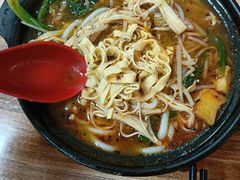 -三品阁过桥米线(万达店)