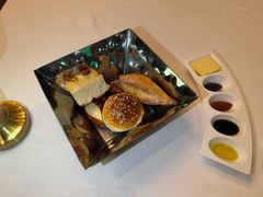 -龙虾酒吧扒房(宁波香格里拉店)