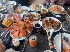 -怡豪大饭店·银顶旋转餐厅