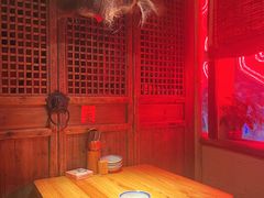 -泥糊破店小酒馆·团建聚餐(南京西路店)