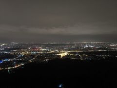 -紫金山山顶公园