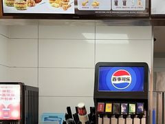 -塔斯汀中国汉堡(徐汇汇京广场店)