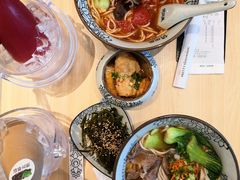 -俏凤凰(美林M·LIVE天地东座店)
