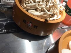 鸡腿菇-龍歌自助小火锅(市北和达中心城店)