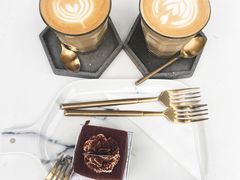 -UNI UNI(环亚凯瑟琳店)