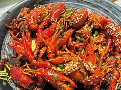 -肥肥虾庄·金牌油焖大虾(首义路店)