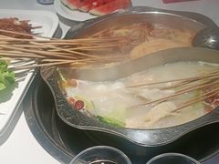 -佰人王串串香火锅(洋珠巷店)