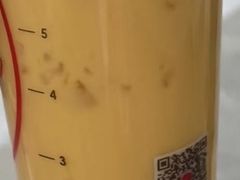 -85度C(生甜甜圈研究工坊·上海松江人民北路店)