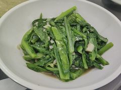 -湖南人家湘菜馆(镇江路店)