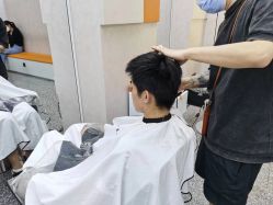 -东秀护肤造型