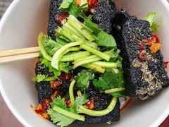 -黑色经典臭豆腐·湖南特产(坡子街店)