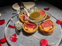 惠灵顿牛排-弦月窗LUNETTE BY AMANDA(复兴路店)