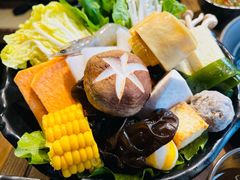 -呷哺呷哺(延安西路店)