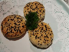 江南蟹壳黄-客官 · 江南小菜馆(长风大悦城店)