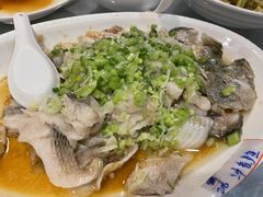香葱淋鲈鱼-粤·向群饭店(龙津东路总店)