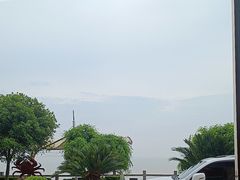 -鹰龙海畔度假酒店(咸祥店)