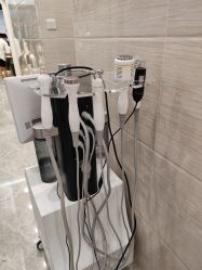 -痘院士专业祛痘皮肤管理