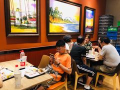 -The Habit Burger Grill 哈比特汉堡(爱琴海店)