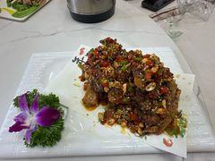 -三江源美食城