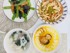 -乐禧母婴全自营月嫂(宝山店)