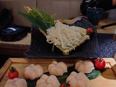 -湊湊火锅·茶憩(南京东路悦荟店)