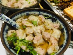招牌野馄炖-老谢野馄饨(延安路店)