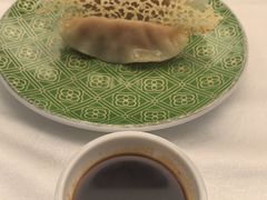 -品海楼·大连海胆锅贴馆(东港店)