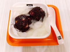 海底椰白雪黑糯米-满记甜品(龙湖长楹天街二店)