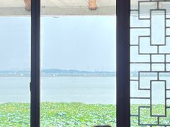 -七的湖·晚芳亭·阳澄湖农家菜·大闸蟹(莲花岛店)