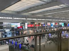 -虹桥火车站-停车场