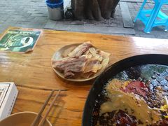 -岗上渣渣老火锅(两路口店)