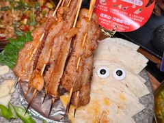 -何师烧烤·香辣蟹·川菜·30年老品牌(太古里旗舰店)