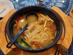 -桥香园过桥米线(国贸店)