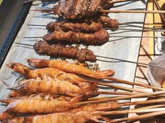 -喝丢一只鞋海鲜烧烤·海肠捞饭(东关街店)
