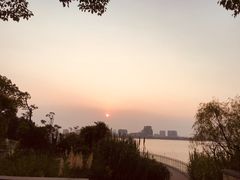 -上海滴水湖皇冠假日酒店