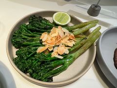 烤西兰花苔-胡麻(静安嘉里店)