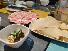 -四季喧黔味豆米火锅(万达广场店)