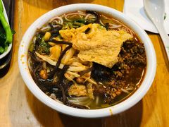 -水平有限螺蛳粉(宏达大厦店)