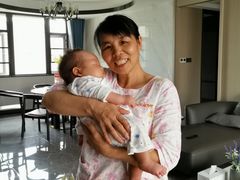 -爱的果实月嫂育婴师(世纪东方店)