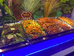 -布罗城堡自助烧烤(鸿通城购物中心店)