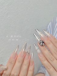 -FuFu美甲美睫