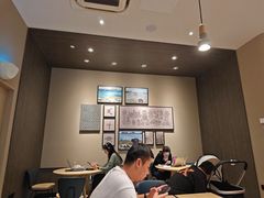 -星巴克臻选(青岛金狮广场店)